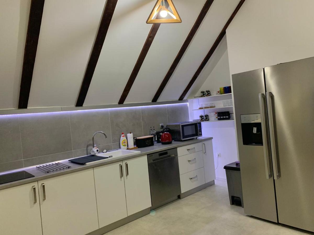 Kartal Centar Apartment Bihać Eksteriør billede