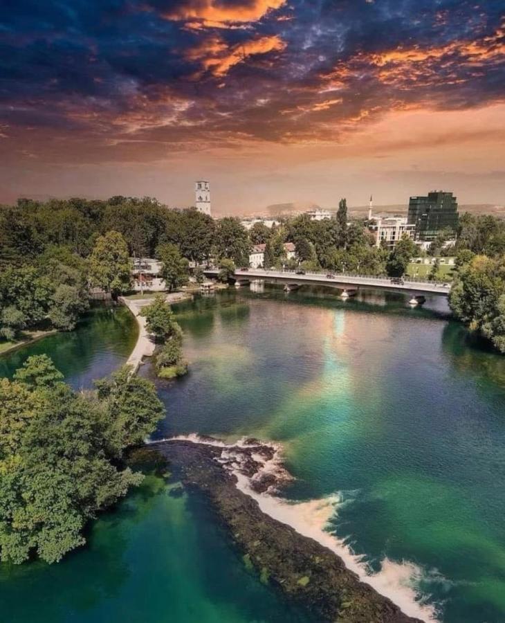 Kartal Centar Apartment Bihać Eksteriør billede
