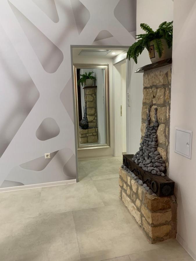 Kartal Centar Apartment Bihać Eksteriør billede