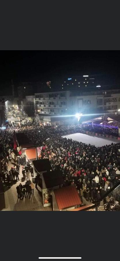 Kartal Centar Apartment Bihać Eksteriør billede