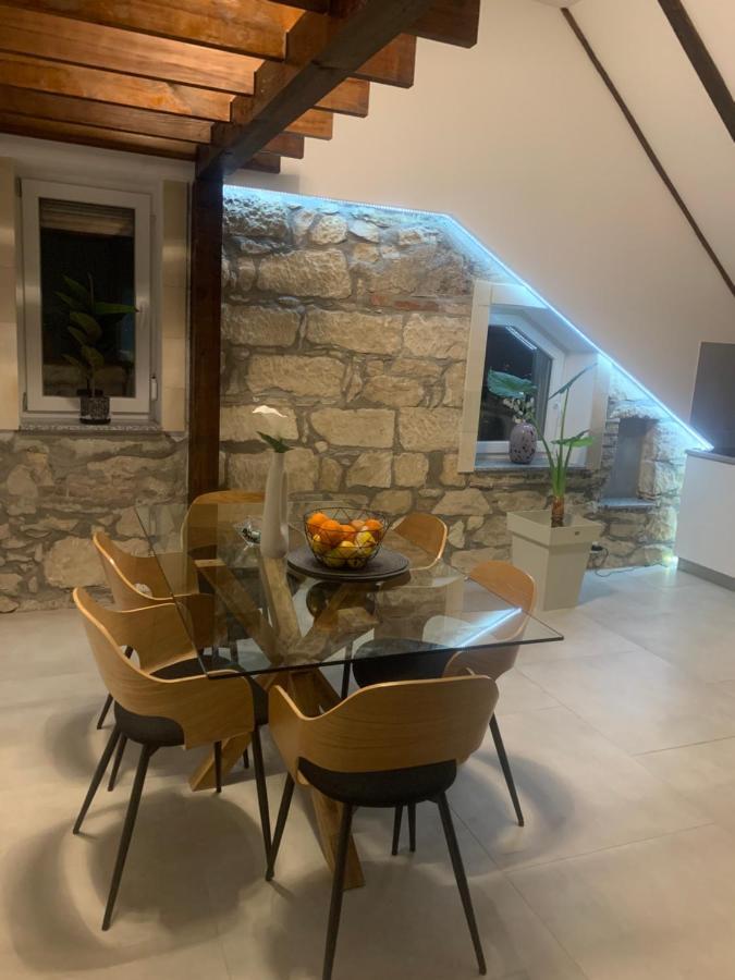 Kartal Centar Apartment Bihać Eksteriør billede