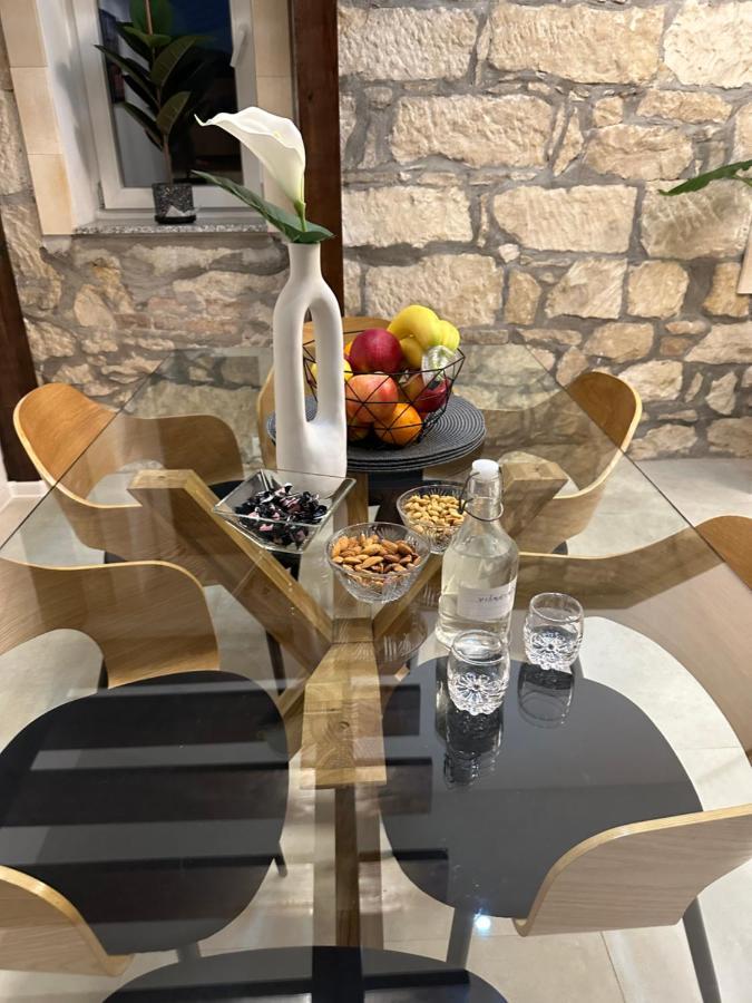 Kartal Centar Apartment Bihać Eksteriør billede